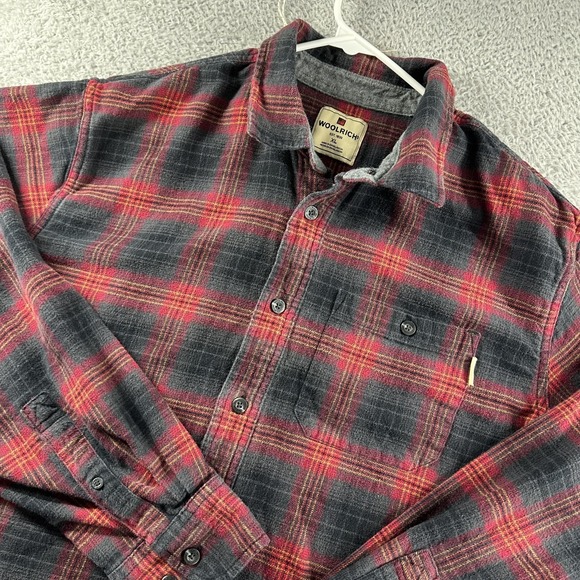 Woolrich‎ Flannel Shirt Mens XL Plaid Button Up Red Long Sleeve Outdoors Pattern - Picture 1 of 10